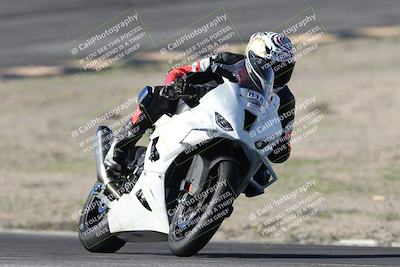 media/Jan-15-2026-Racers Edge (Thu) [[dfebeb70ab]]/3-B Group/Session 2 (Bowl Exit)/